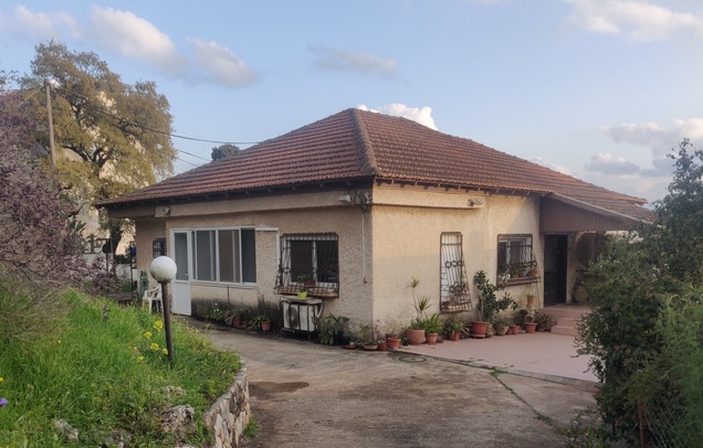 קרית טבעון.jpg