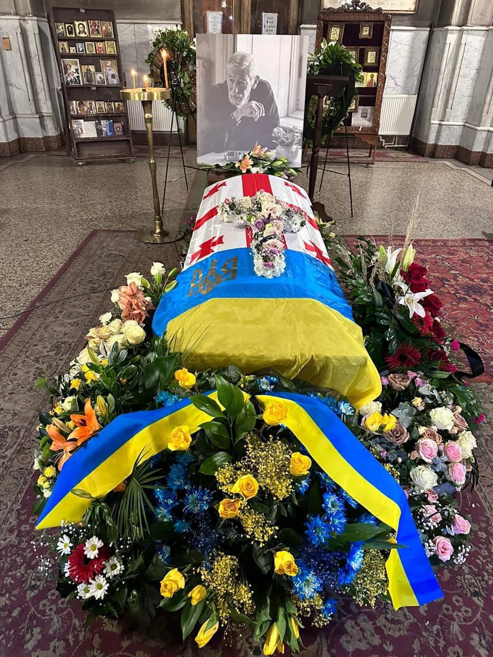 похороны Кикабидзе.jpg